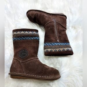 Clarks Girls Brown Suede Boots with Blue Pattern Sz-9.5